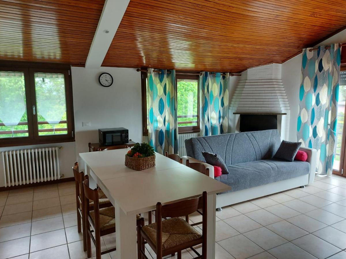 Bnbook Casa Dei Peschi - Lago Di Monate Cadrezzate ภายนอก รูปภาพ
